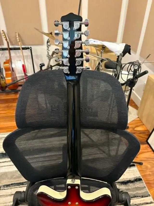 2004 sunburst DanElectro DC59/12 12 string electric in Guitars in Kingston - Image 6