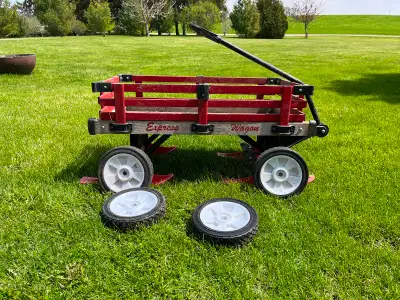 Wooden Express wagon, View more