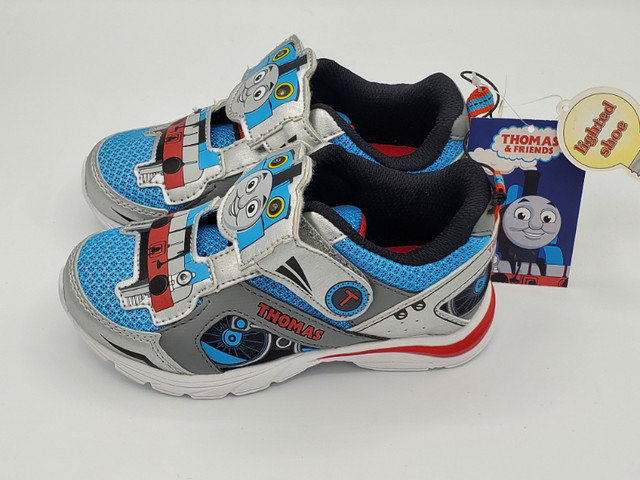 Thomas & Friends Boys Lighted Shoes 2 sizes / chaussures garçons dans Enfants et jeunesse  à Ouest de l’Île