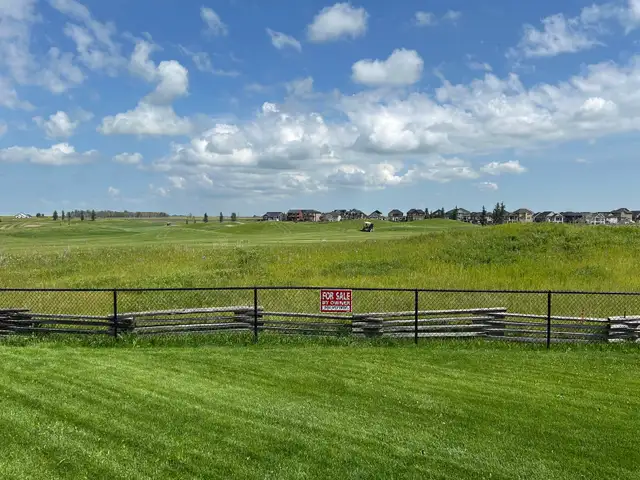 Golf Course Bungalow63417674663299121