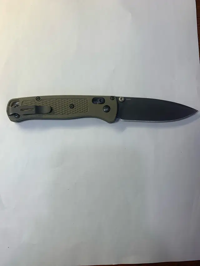 Benchmade Bugout S30V63735877851905121