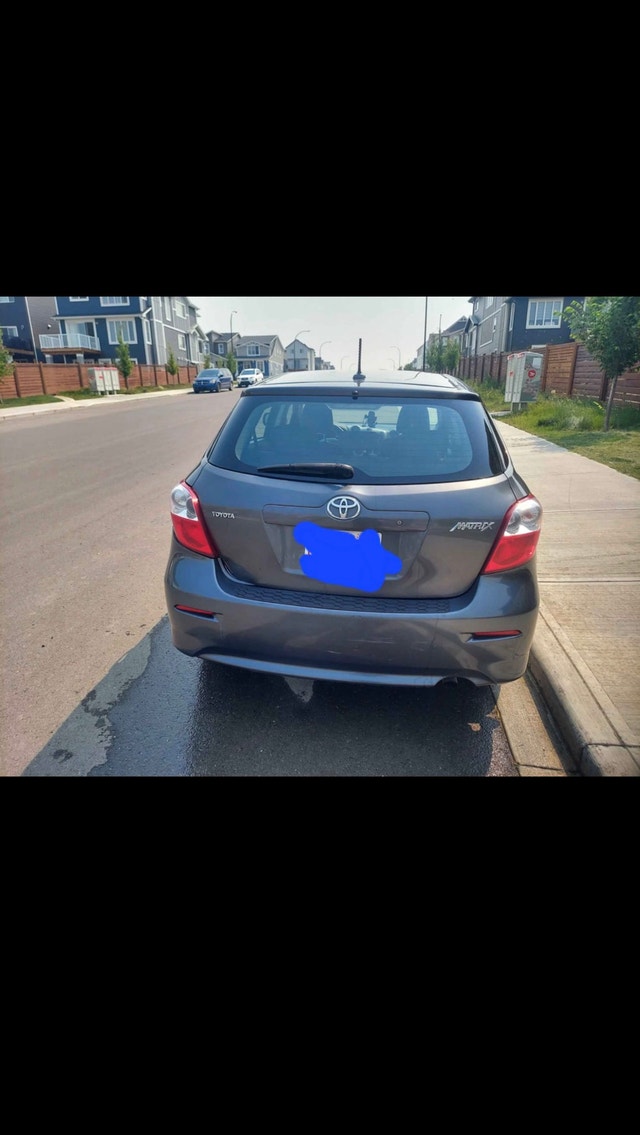 Toyota Matrix 2010 automatic — photo 2