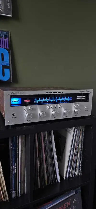 Marantz 2220 receiver , View more
