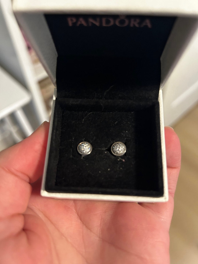 Pandora stud earrings in Jewellery & Watches in Napanee - Image 3