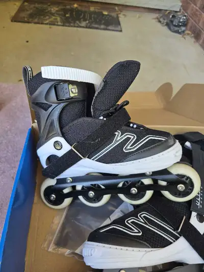 roller blades, View more