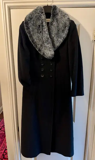 Ladies coat by Précis, View more