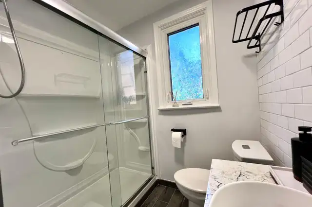 Furnished private room for rent in Room Rentals & Roommates in City of Toronto - Image 6