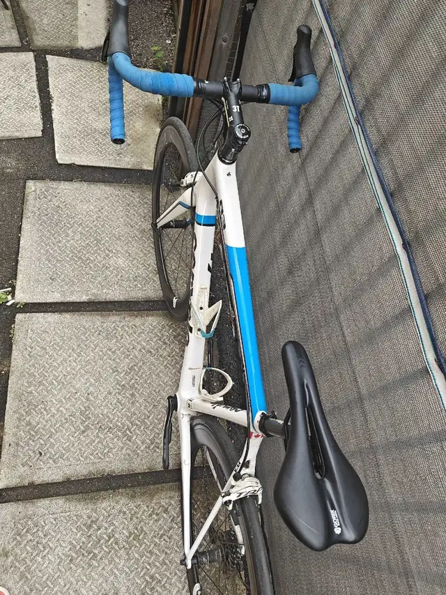 Cervelo R3 Carbon Bike, Carbon Wheels and Power Meter in Road in City of Toronto - Image 6