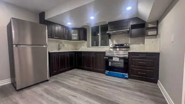 2 Bedroom/ 2 Washroom 