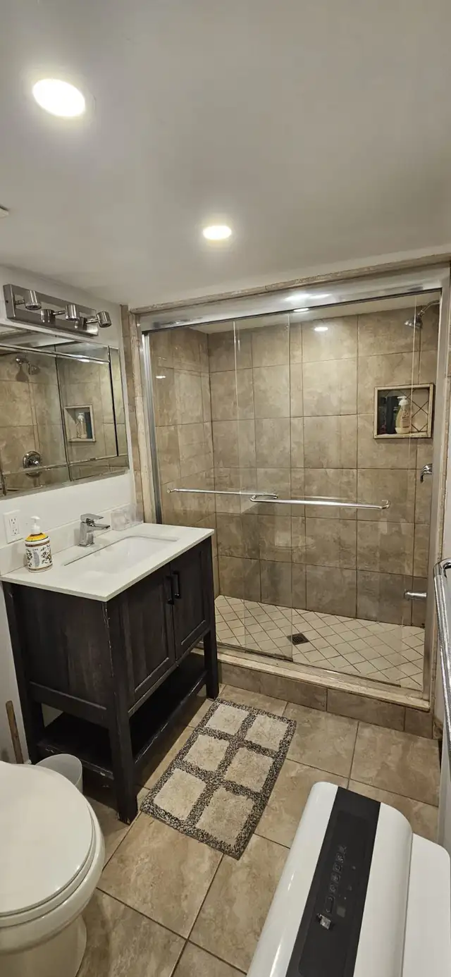 2 Bedrooms basement to rent | Long Term Rentals | City of Toronto ...
