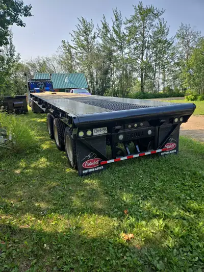 1999 Scona 50' float, fully rebuilt all new cross members wireing air lines, decking, new grease pac...