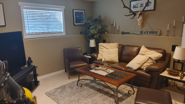 ** Private Room for Rent in Large House - Sylvan Lake ** in Room Rentals & Roommates in Red Deer - Image 4