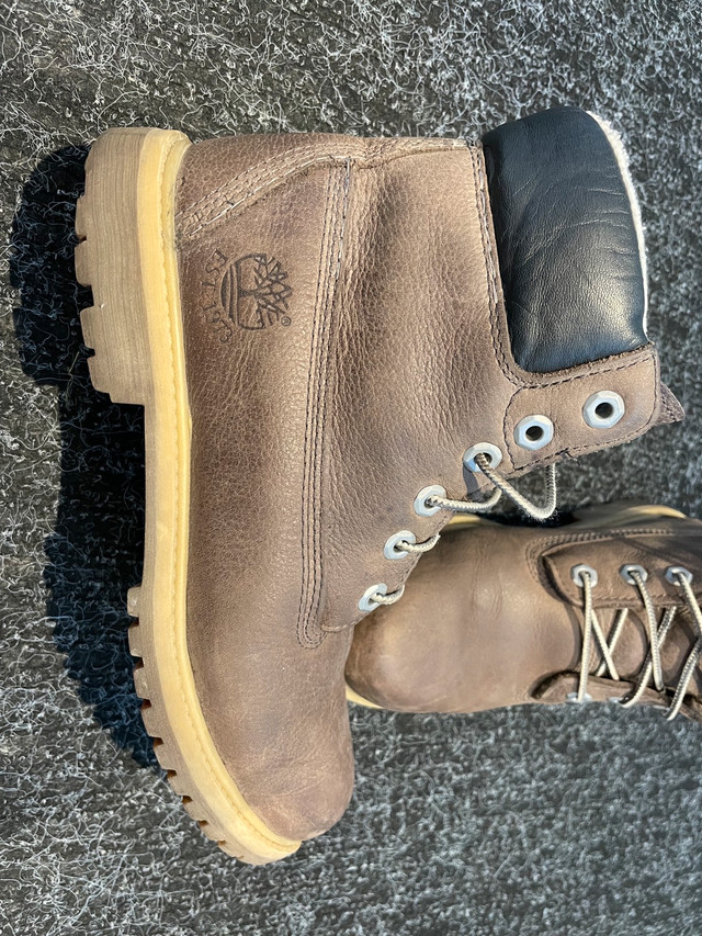Timberland grey leather boots1 in Women's - Shoes in Mississauga / Peel Region - Image 3