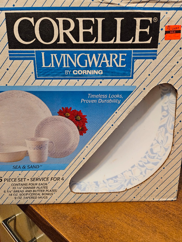 New - Corelle Sea and Sand 16 piece set for 4 - New dishes in Kitchen & Dining Wares in Mississauga / Peel Region