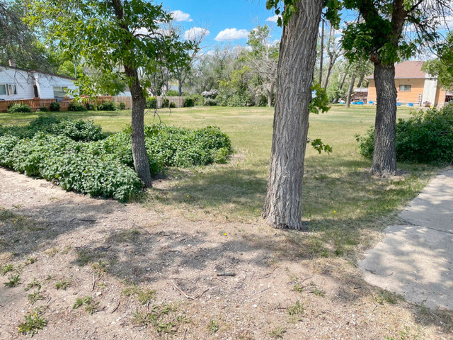 300 3rd Ave. W., Lafleche in Land for Sale in Moose Jaw - Image 2