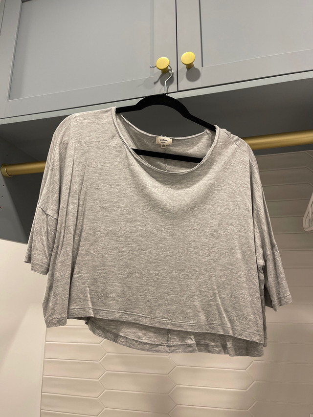 Various Aritzia Clothing for Sale in Women's - Tops & Outerwear in Ottawa - Image 3