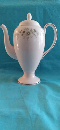 Wedgwood WESTBURY R4410 Coffee Pot