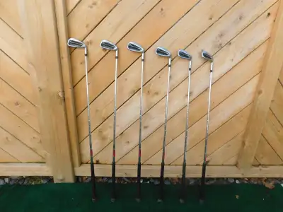 Right-hand COBRA KING   iron set, View more