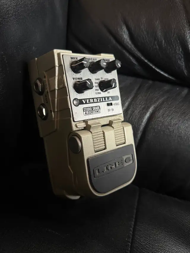 Line 6 Verbzilla Reverb Pedal in Amps & Pedals in Kitchener / Waterloo - Image 3
