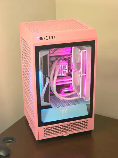 Full Specs: Graphics Card: Nvidia GeForce RTX 5070 Gigabyte Eagle OC ICE Edition CPU: AMD Ryzen 9600...