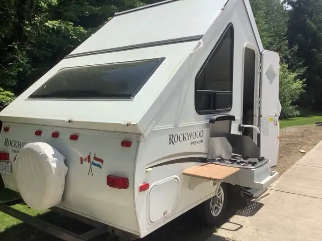 2012 Rockwood Premier A122 Camper in Travel Trailers & Campers in Stratford - Image 6
