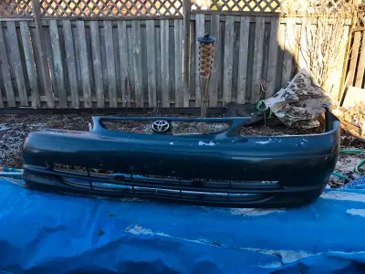 1998,1999 Toyota Corolla Bumper (Front and Rear) - Green: $100 each 1998,1999,2000,2001,2002 Toyota...
