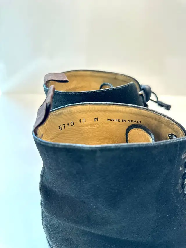 Magnanni “Polar” Men’s Suede Boots – US 10 in Men's Shoes in Calgary - Image 7