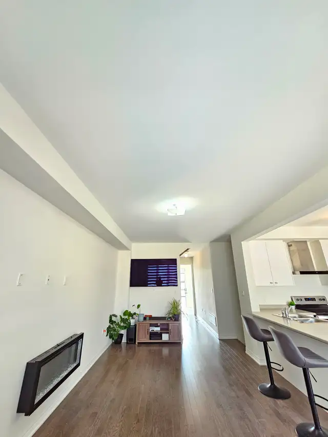 Rental Rooms in Seaton (Pickering) – Utilities Included in Room Rentals & Roommates in Oshawa / Durham Region - Image 14
