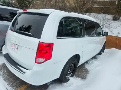 Very clean van Scammers keep off .Dont send me links for car report that kind of fraud is outdated.D...