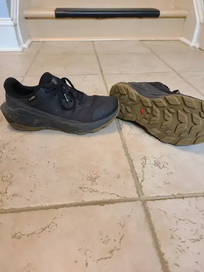 Salomon waterproof hiking shoes Men's size 8., View more