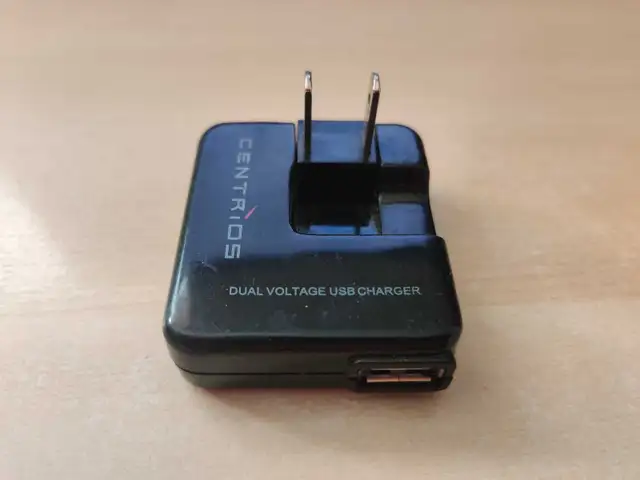 USB (A) charger65192924705794120