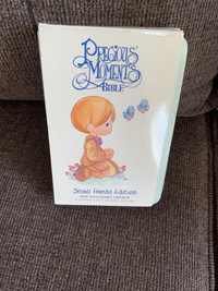 Bible - Precious Moments Blue Edition by Thomas Nelson - 97