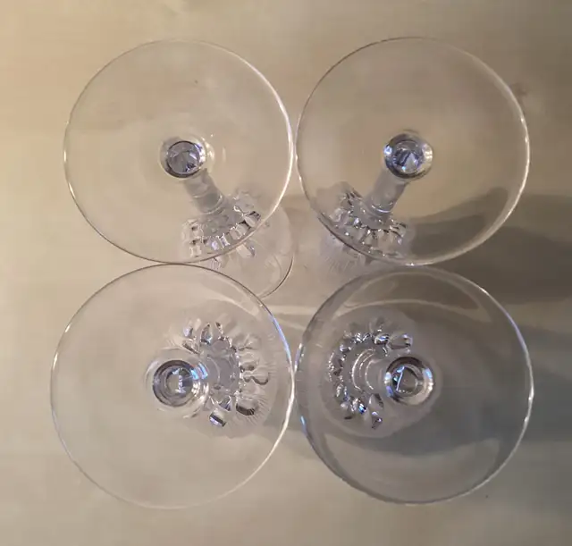4 Gorgeous Crystal Champagne Sparkling Wine Flutes Glasses in Kitchen & Dining Wares in West Island - Image 7
