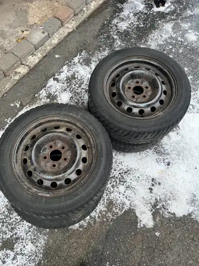 Came off a 2018 Hyundai Elantra. 1 or 2 seasons left depending on how much you drive. Starting to we...