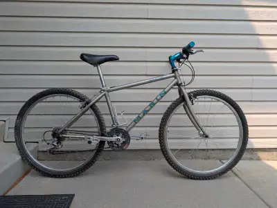 Marin Bobcat trail bike . Great condition . Original owner