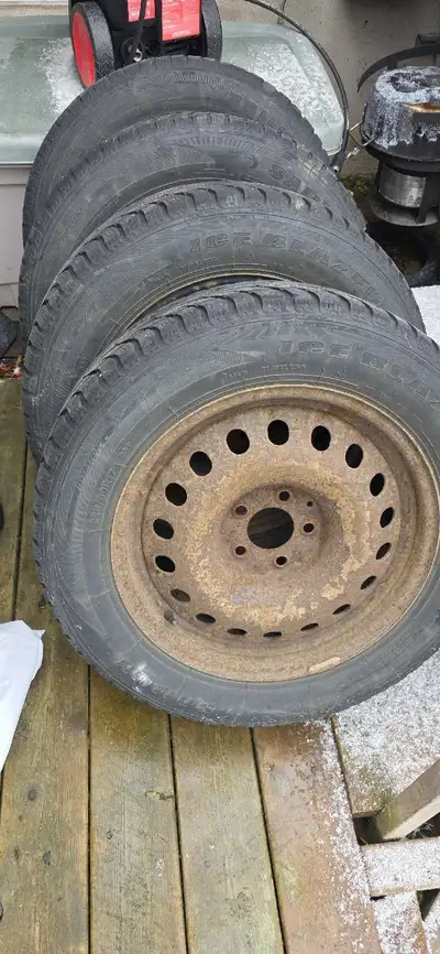 Winter tires. Fit 2016 nissan rogue and others, 5 bolt. Decent shape. Studs are pretty worn but trea...