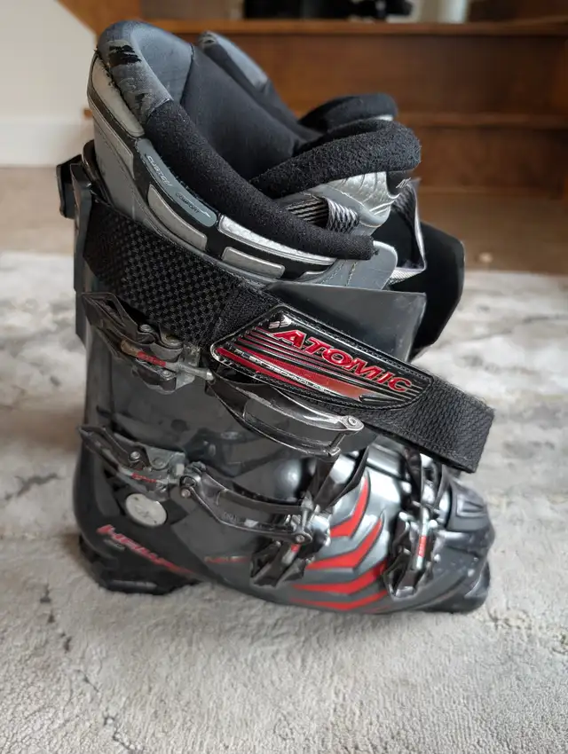 Bottes de ski / Ski Boots Atomic in Ski in City of Montréal - Image 3