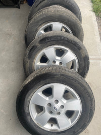 235/60/R16 Ford wheels with tires