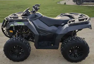 Arctic cat Alterra 570 with 3800mi drives very good good shape for more details text 204 266 2653
