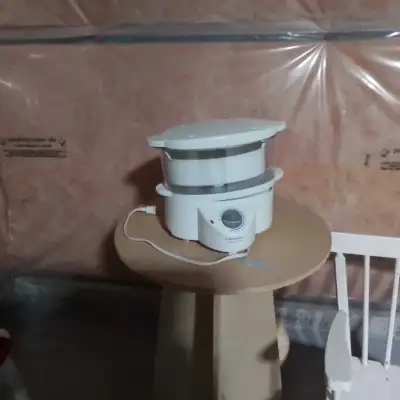 Offering a Black and Decker steamer for your healthy cooking needs. This used steamer is in good wor...