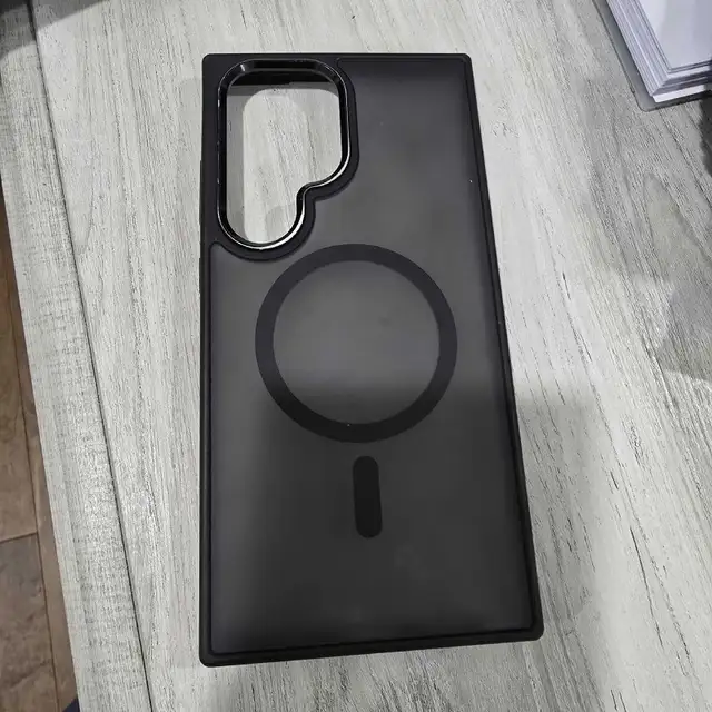 Phone Case/Wallet in Bags & Luggage in Oshawa / Durham Region - Image 7