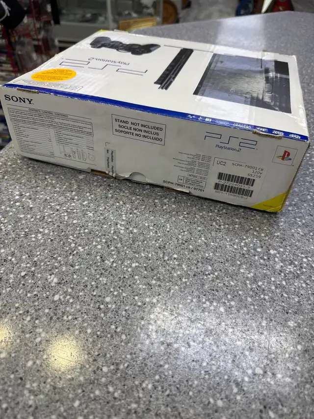 PS2 Slim System In Box Black in Older Generation in Oshawa / Durham Region - Image 6
