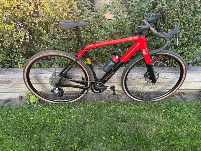 Trek Checkpoint SL5 in Road in Thunder Bay - Image 2