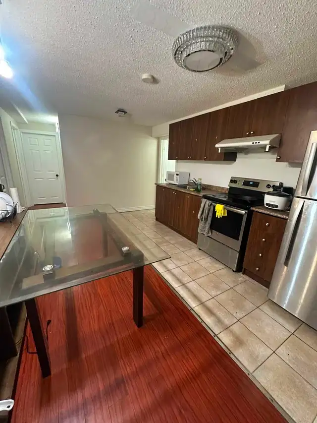 2 MIN WALK to UofT Scarborough & Centennial in Room Rentals & Roommates in City of Toronto - Image 5