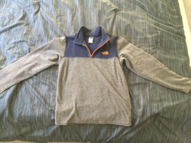 The North Face Fleece Pullover- Boys XL in Kids & Youth in Saskatoon