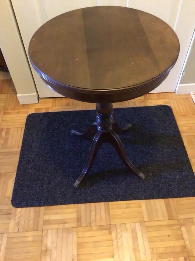 Table d'appoint in Other Tables in Sherbrooke - Image 4