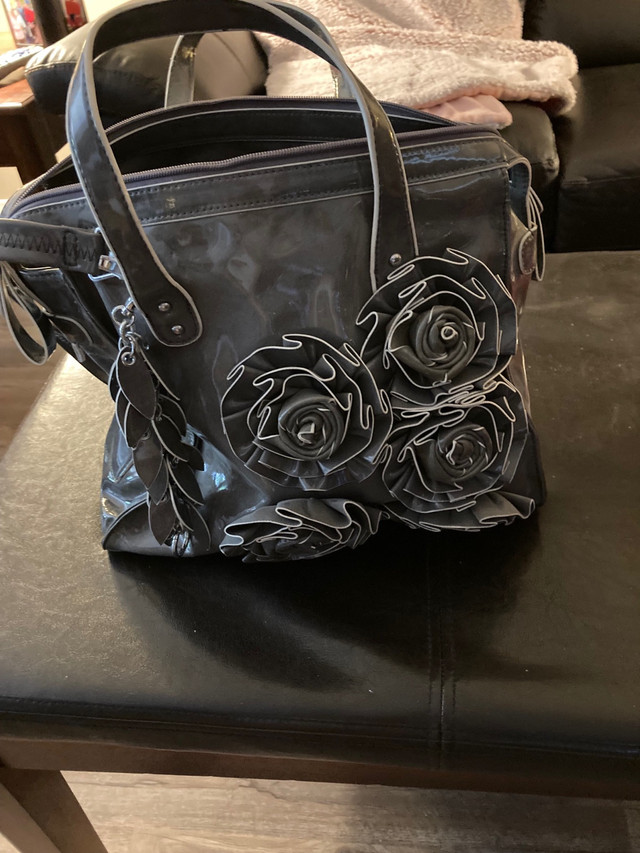 New grey purse in Women's - Bags & Wallets in Chatham-Kent - Image 4