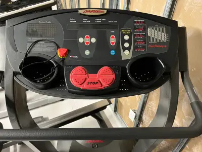 Lifefitness T3i treadmill, View more