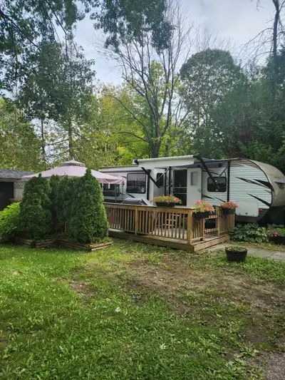 2018 Forest River Wildwood trailer. Just like new. 1 year of extended warranty remaining. Decks, gaz...