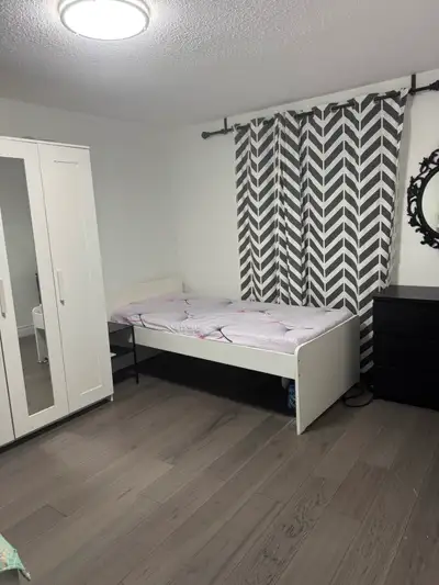A clean and comfortable room is available for sharing need a girl,, there is one girl already living...